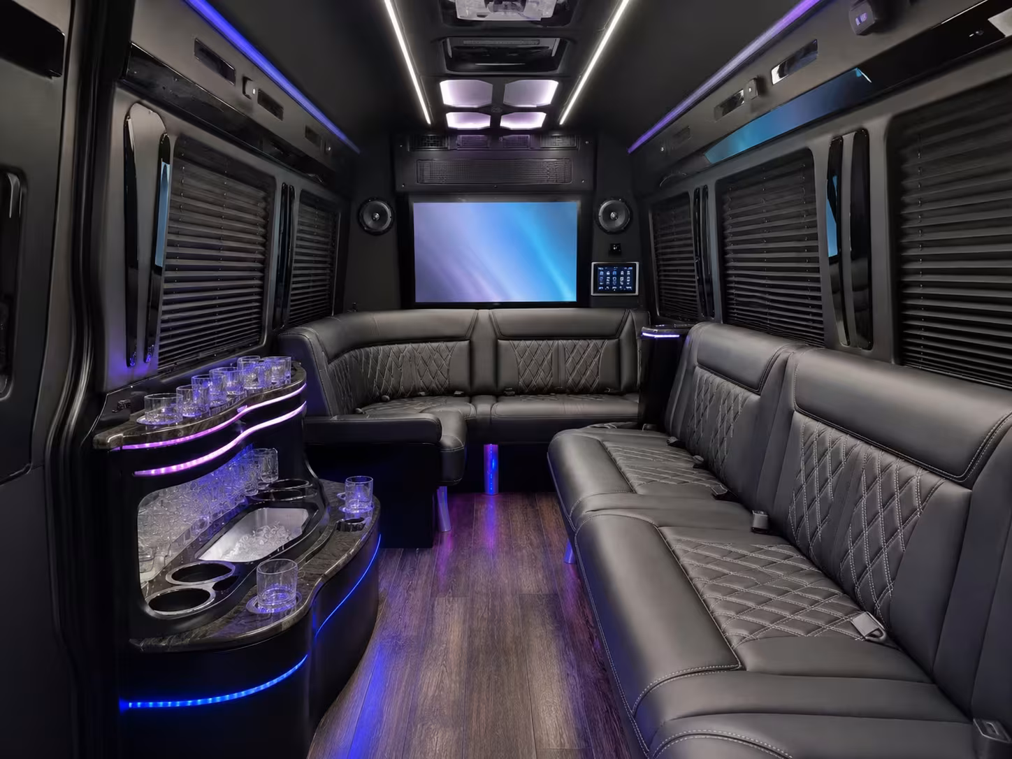 bus rental options for el centro trips