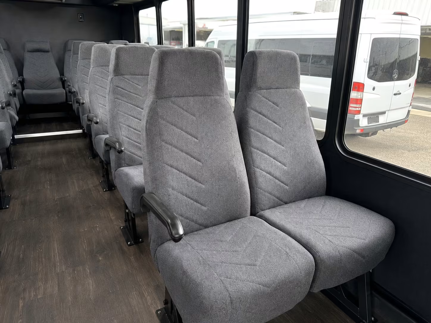 el centro airport transfer shuttle bus services