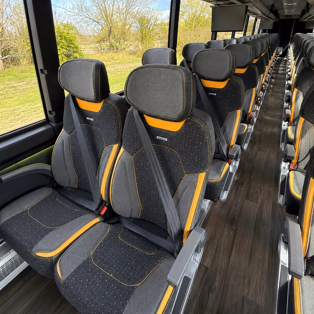 el centro charter bus rentals for high school and youth sports